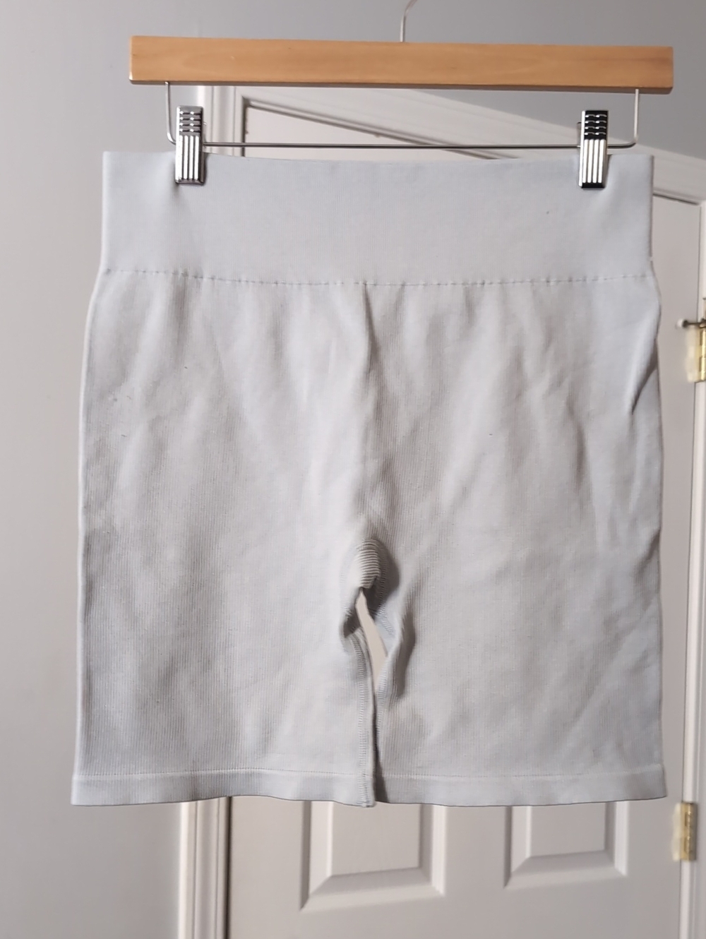 Gilly Hicks Ribbed Lounge Shorts | Soft Cozy Athleisure Shorts | Size L